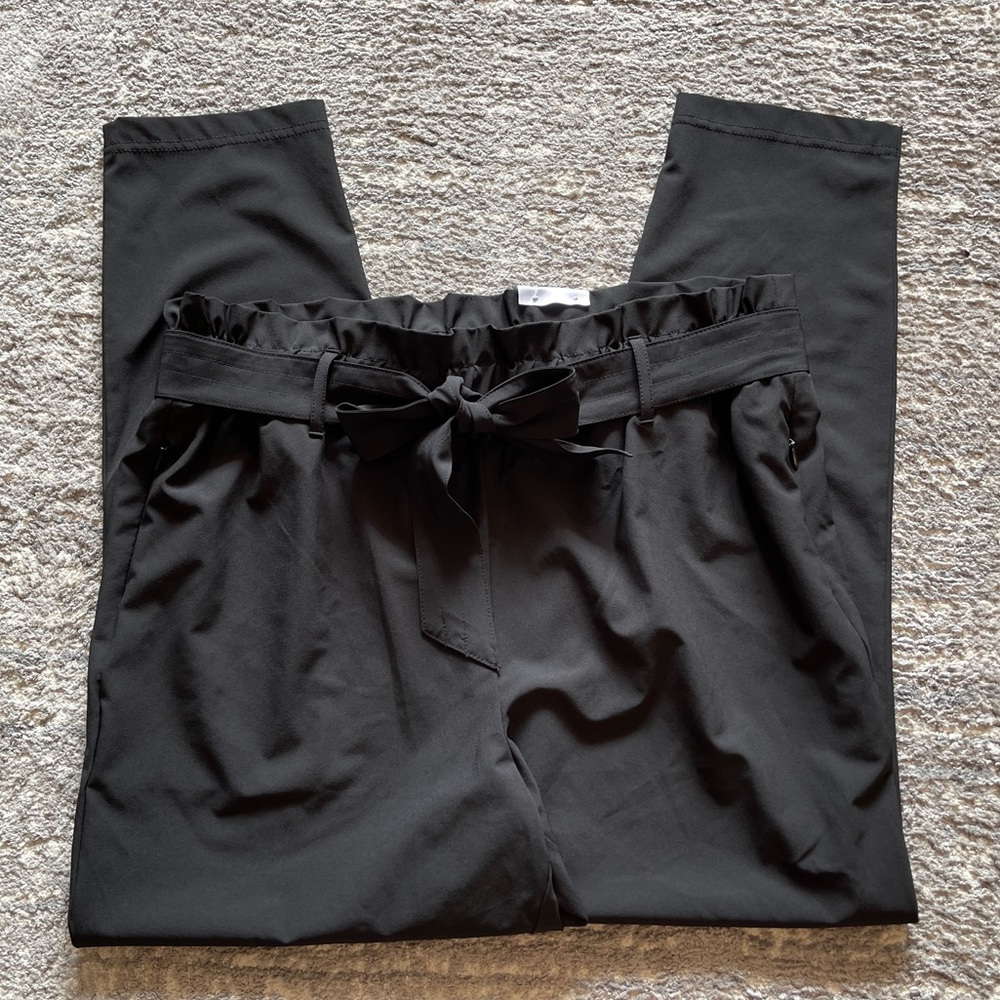 EZY WEAR BY CH1 BLACK PULL-ON DRESS PANTS-PAPER BAG PEG LEG CROP LADIES L